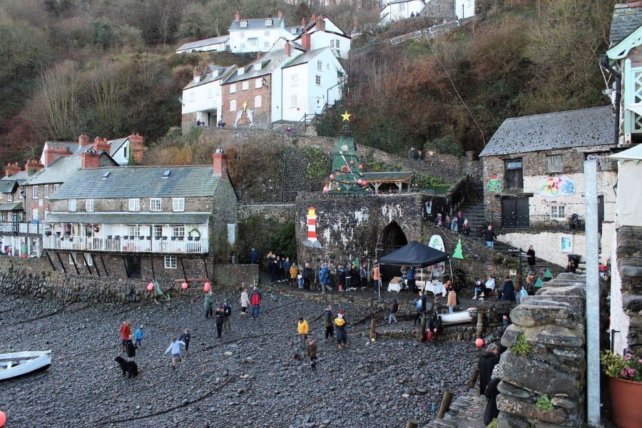 people on the beach at Clovelly boxing day bbq